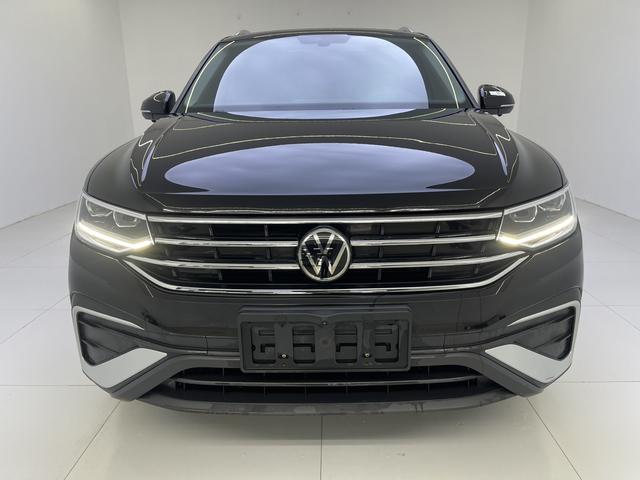 Volkswagen Tiguan 2023, фото 2