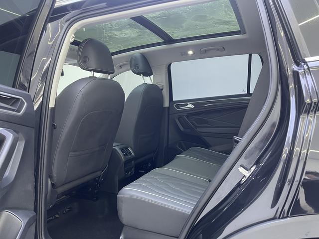 Volkswagen Tiguan 2023, фото 8