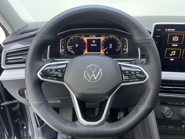 Volkswagen Tiguan 2023, фото 10