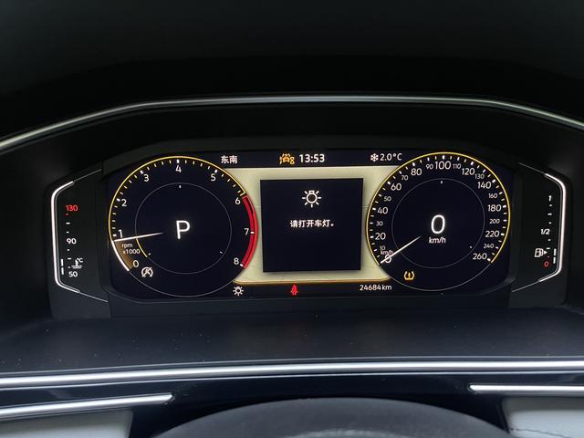 Volkswagen Tiguan 2023, фото 11