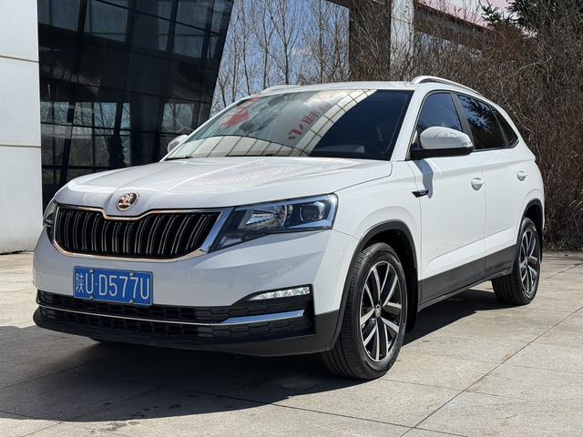 Skoda Kamiq 2023, 1.5 л, автомат, передний, пробег 19 000 км — авто из Китая с пробегом