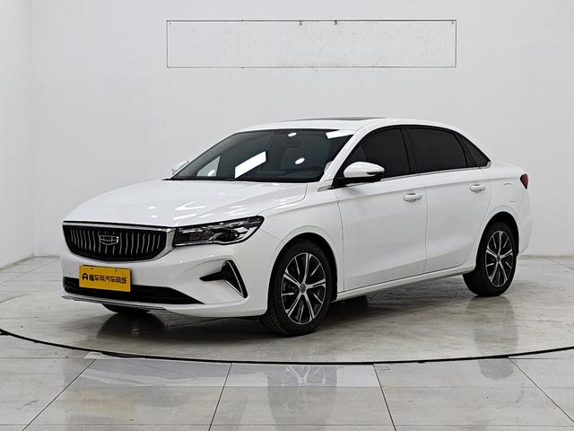 Geely Emgrand 2022, 1.5 л, вариатор (CVT), передний, пробег 17 600 км — авто из Китая с пробегом