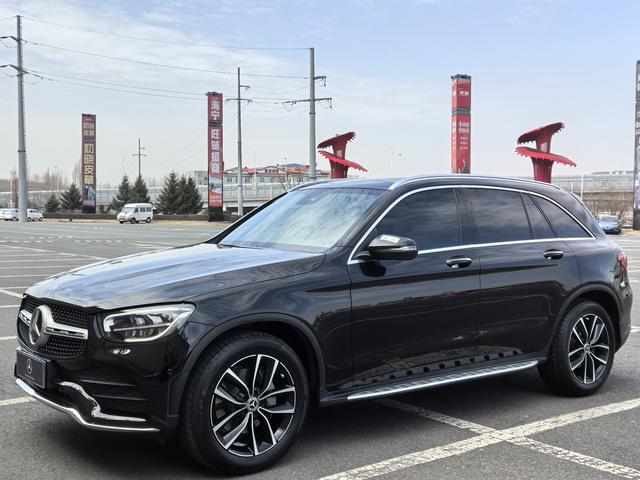 Mercedes-Benz GLC 2021, 2 л турбо, автомат, полный, пробег 36 000 км — авто из Китая с пробегом