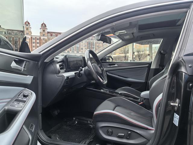 Volkswagen Lingdu 2022, фото 9