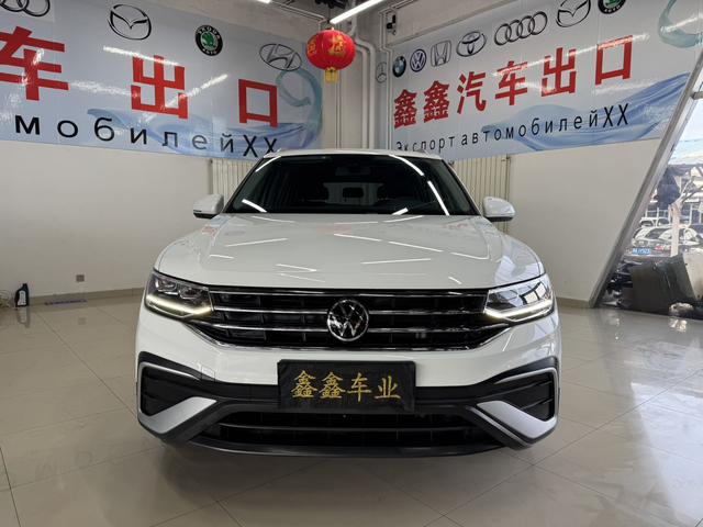 Volkswagen Tiguan 2023, фото 2