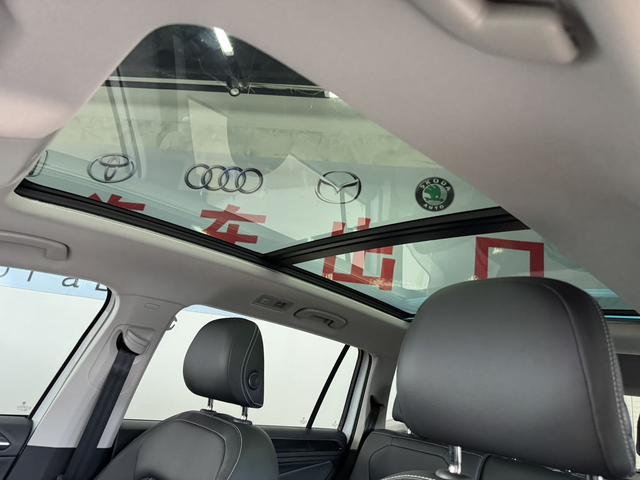 Volkswagen Tiguan 2023, фото 6