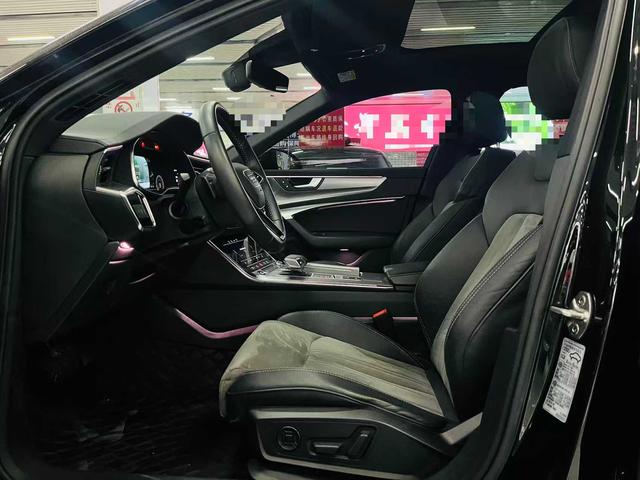 Audi A6L 2021, фото 7