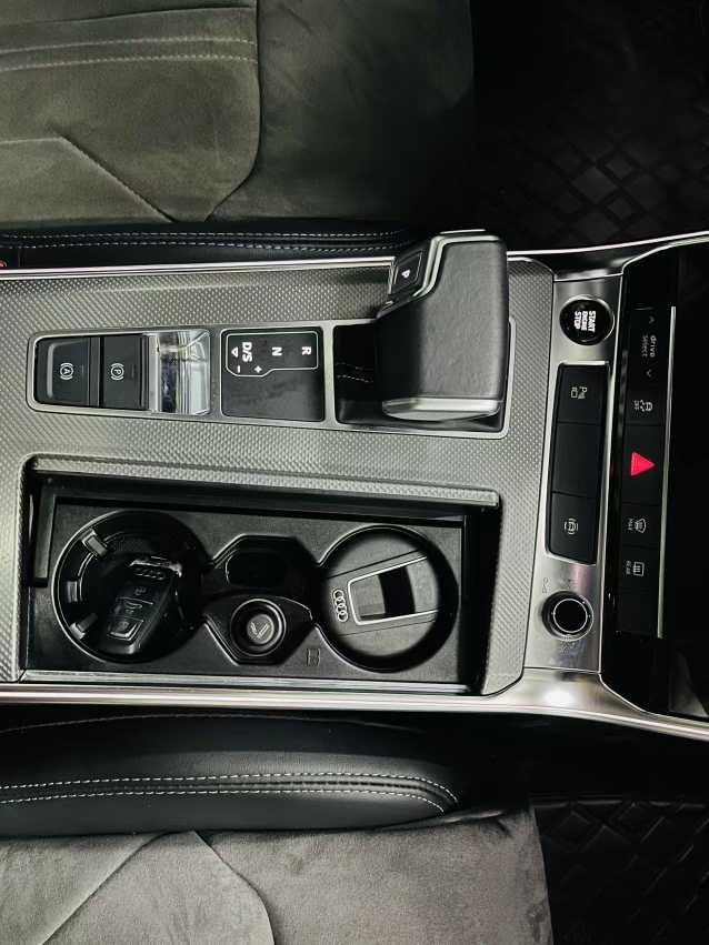 Audi A6L 2021, фото 13