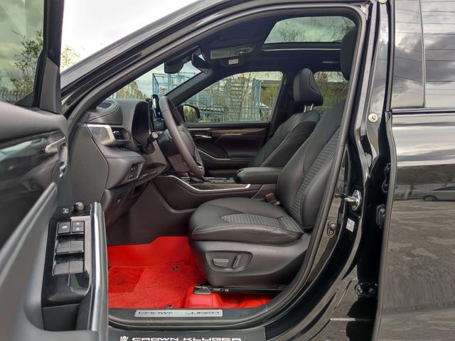 Toyota Crown 2023, фото 7