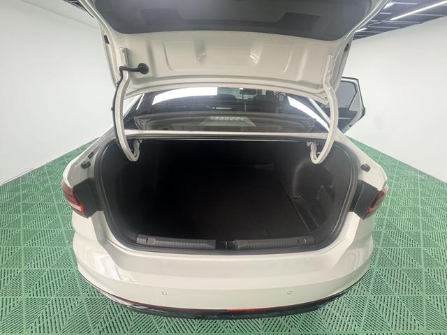 Volkswagen Lavida 2023, фото 7