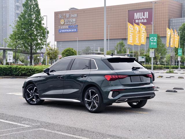 Audi A3 2023, фото 4