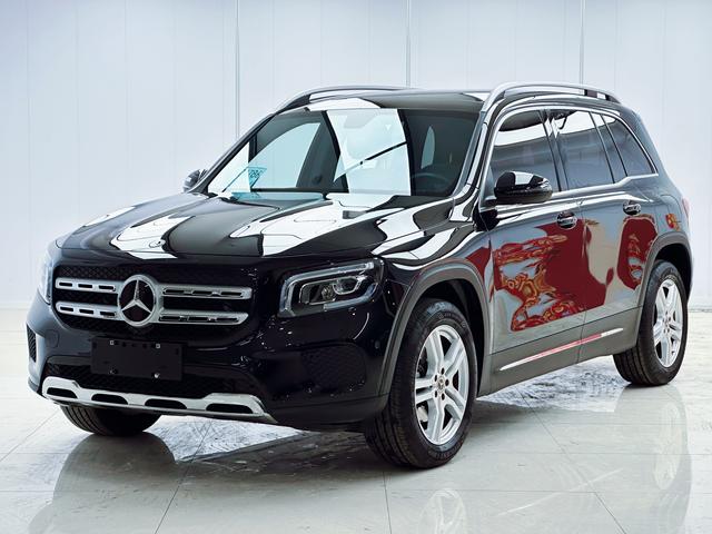 Mercedes-Benz GLB 2022, 1.3 л турбо, робот (DCT), передний, пробег 14 000 км — авто из Китая с пробегом