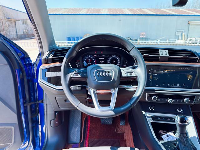 Audi Q3 2021, фото 15