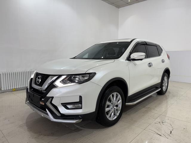 Nissan X-Trail 2022, 2 л, вариатор (CVT), передний, пробег 54 000 км — авто из Китая с пробегом