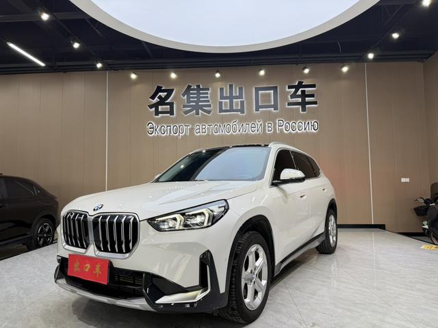 BMW X1 2023, 1.5 л турбо, робот (DCT), передний, пробег 17 000 км — авто из Китая с пробегом