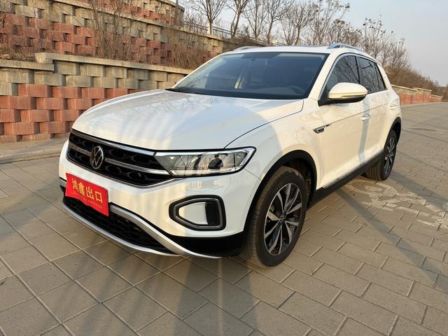 Volkswagen T-Roc 2023, 1.4 л турбо, робот (DCT), передний, пробег 22 000 км — авто из Китая с пробегом