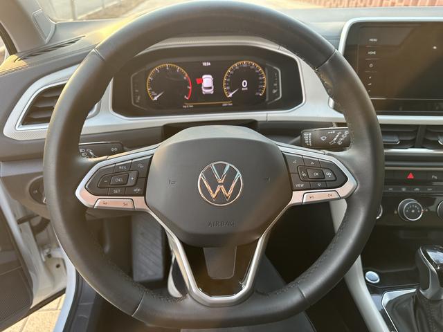 Volkswagen T-Roc 2023, фото 14
