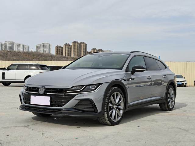 Volkswagen CC 2021, 2 л турбо, робот (DCT), передний, пробег 36 000 км — авто из Китая с пробегом