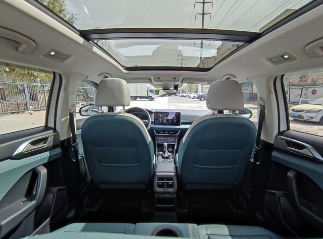Volkswagen Tharu 2023, фото 17