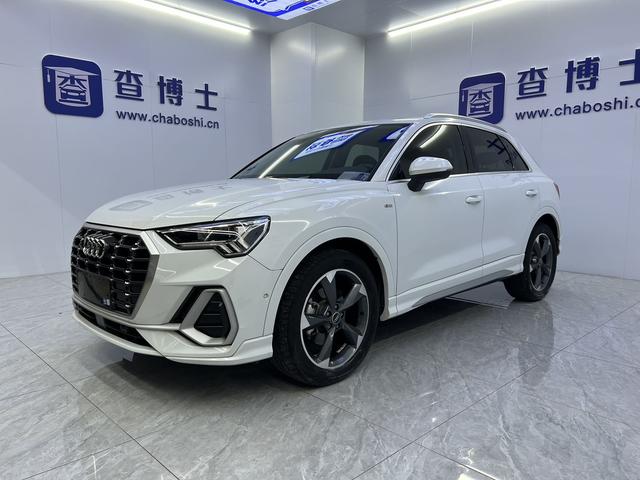 Audi Q3 2023, 1.4 л турбо, робот (DCT), передний, пробег 25 000 км — авто из Китая с пробегом