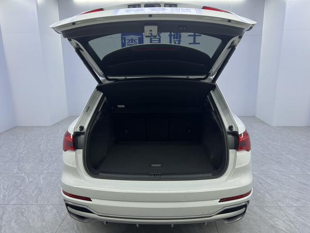 Audi Q3 2023, фото 15