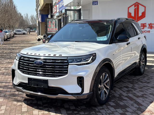 Ford Explorer 2023, 2.3 л турбо, автомат, полный, пробег 54 000 км — авто из Китая с пробегом