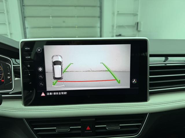 Volkswagen Tiguan 2023, фото 17