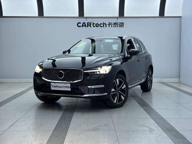 Volvo XC60 2026, 2 л турбо, автомат, полный — авто из Китая с пробегом
