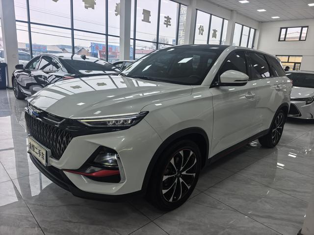 Changan X7 PLUS 2023, 1.5 л турбо, робот (DCT), передний, пробег 30 000 км — авто из Китая с пробегом