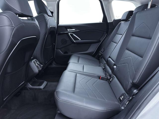 BMW X1 2023, фото 16