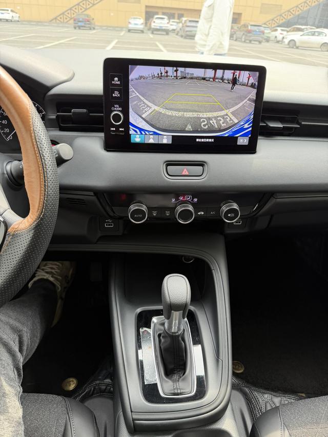 Honda Vezel 2023, фото 17