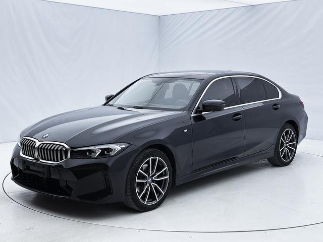 BMW 3 2023, 2 л турбо, автомат, задний, пробег 39 600 км — авто из Китая с пробегом