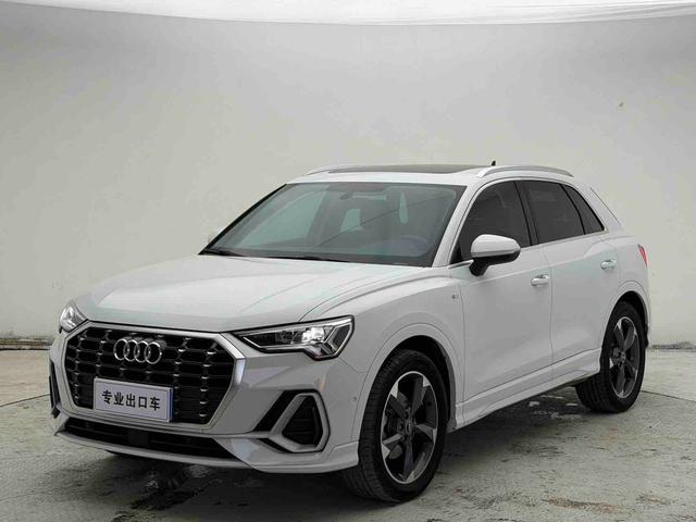 Audi Q3 2022, 1.4 л турбо, робот (DCT), передний, пробег 59 000 км — авто из Китая с пробегом