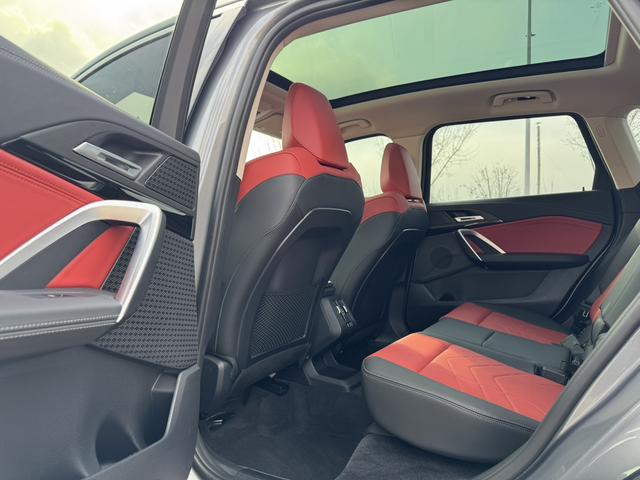 BMW X1 2023, фото 13