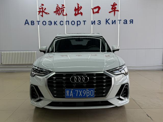 Audi Q3 2022, фото 2