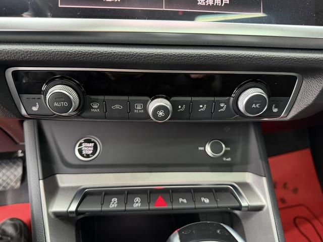 Audi Q3 2022, фото 10