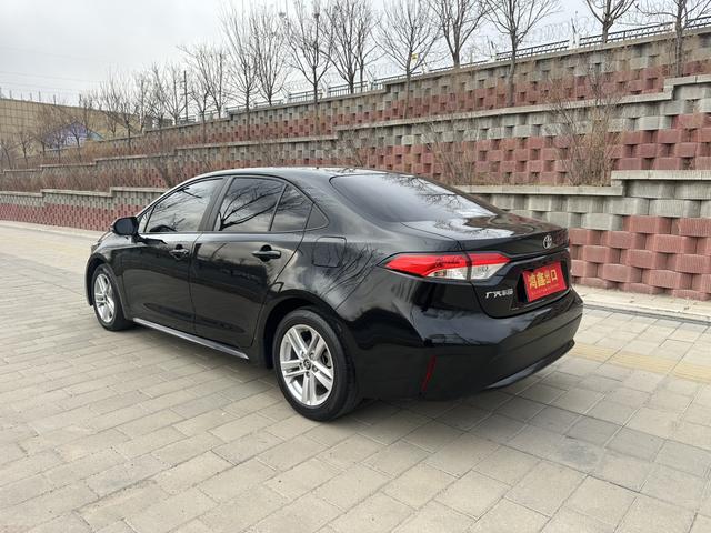 Toyota Corolla 2022, фото 8