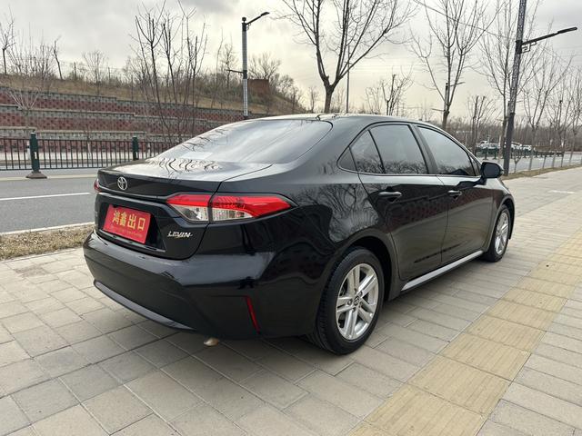 Toyota Corolla 2022, фото 9