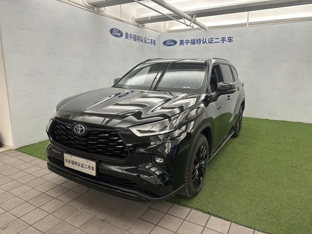 Toyota Haval 2023, 2.5 л, вариатор (CVT), полный, пробег 22 000 км — авто из Китая с пробегом
