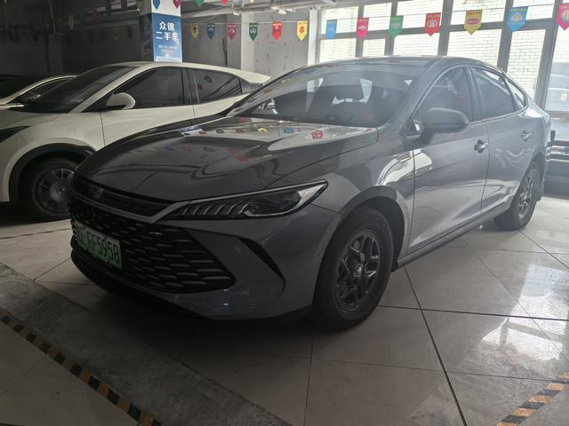 BYD Qin PLUS 2025, 1.5 л, вариатор (CVT), передний, пробег 15 000 км — авто из Китая с пробегом