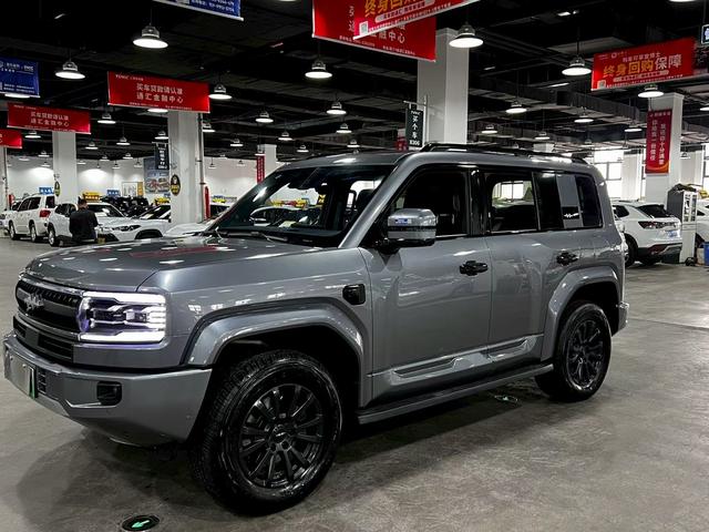 Fangchenbao Bao5 2025, 1.5 л турбо, вариатор (CVT), полный, пробег 11 000 км — авто из Китая с пробегом