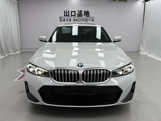 BMW 3 2023, фото 2