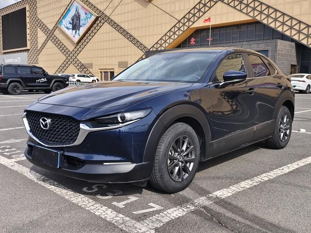 Mazda CX-30 2021, 2 л, автомат, передний, пробег 31 000 км — авто из Китая с пробегом