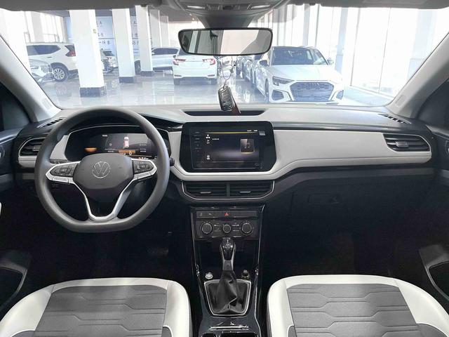Volkswagen Tharu 2025, фото 9