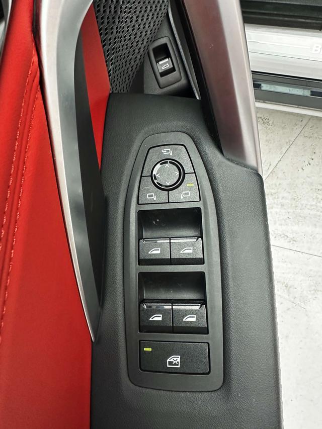 BMW X1 2023, фото 16