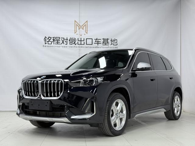 BMW X1 2023, 1.5 л турбо, робот (DCT), передний, пробег 18 000 км — авто из Китая с пробегом