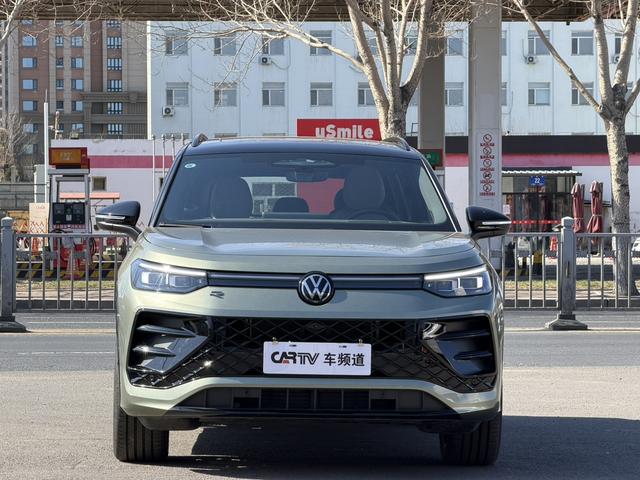 Volkswagen Tayron 2025, фото 2