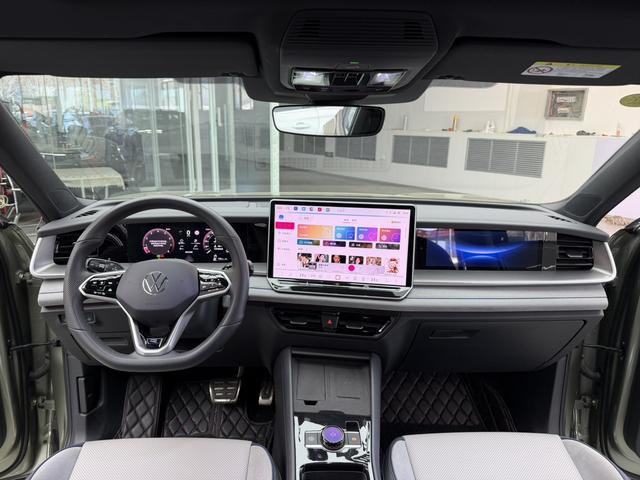 Volkswagen Tayron 2025, фото 17