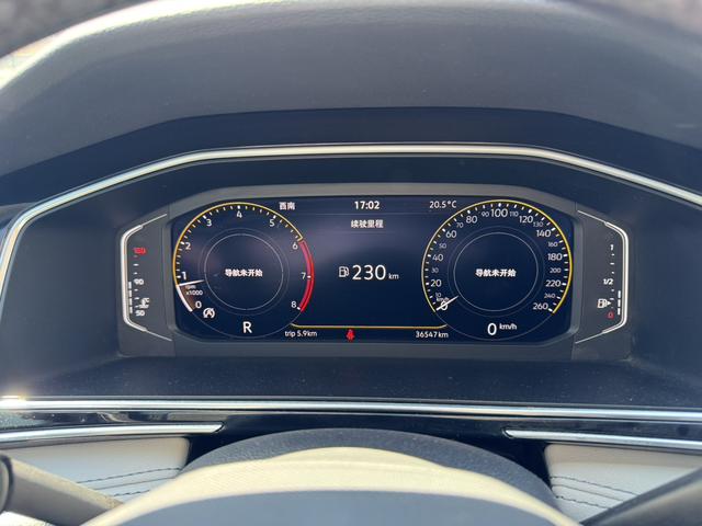 Volkswagen Tiguan 2023, фото 17