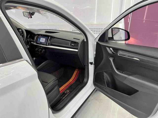 Skoda Kamiq 2023, фото 17